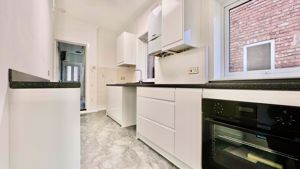 Photo 17- click for photo gallery